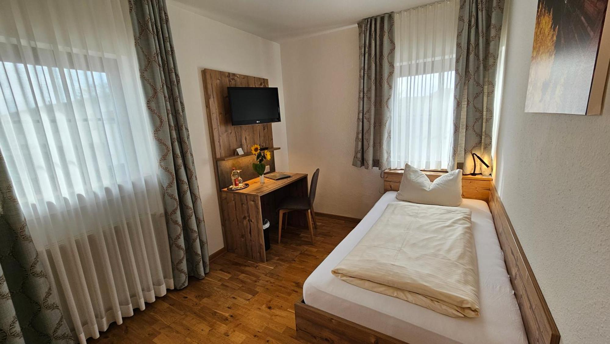 Hotel Gasthof Roessle Senden  Exterior photo